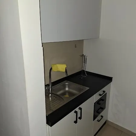 Luks 2 באניה לוקה