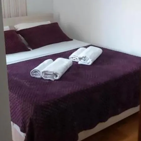 Apartment Luks 2 *