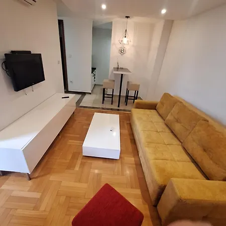 Luks 2 * Banja Luka