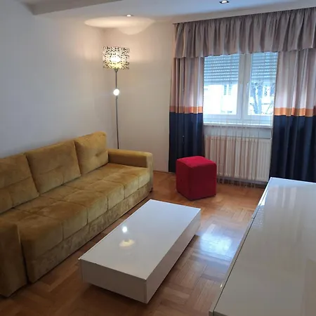 Luks 2 Apartment